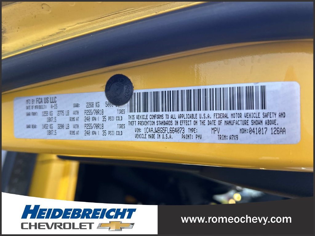 Used 2015 Jeep Wrangler Sahara w/ Connectivity Group AWD/4WD image 8
