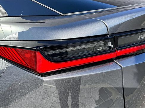 Used 2025 Lexus RZ 300e w/ Cold Area Package FWD image 29
