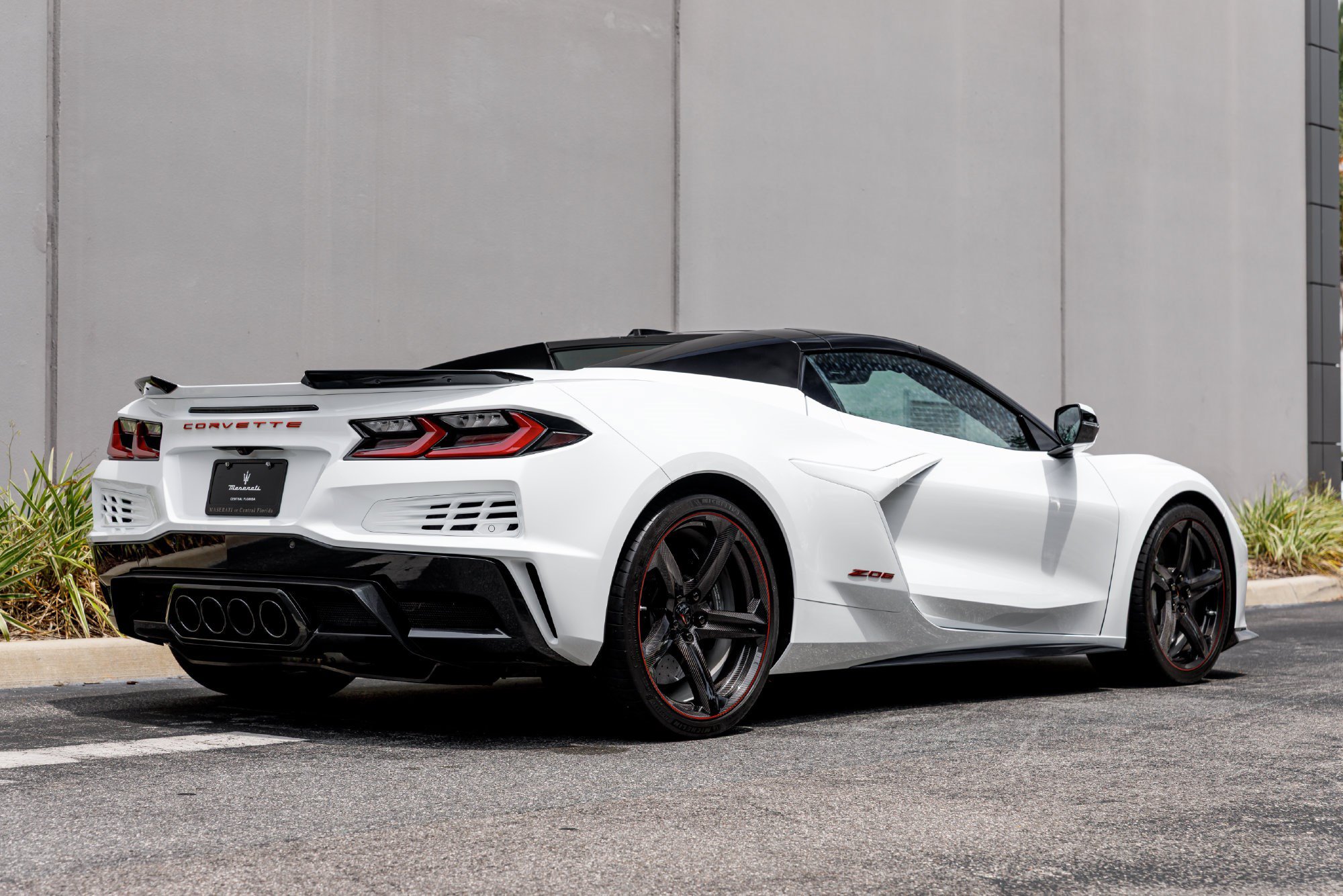 Used 2024 Chevrolet Corvette Z06 w/ Stealth Interior Trim Package RWD image 37