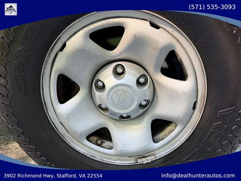 Used 2019 Toyota Tacoma SR RWD image 6