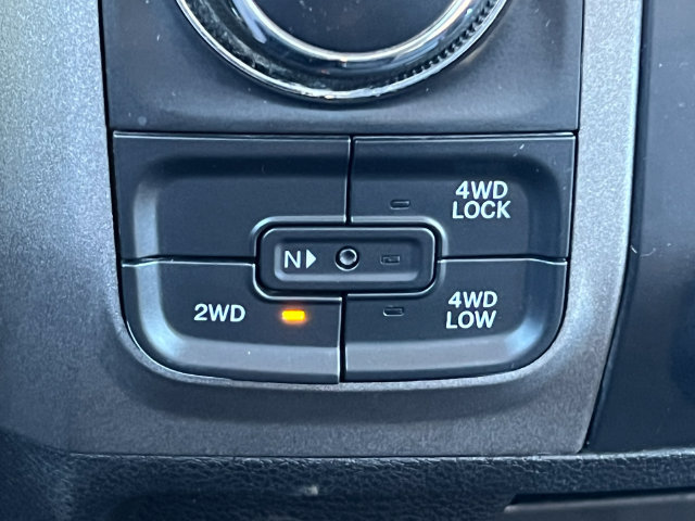 Used 2020 RAM 1500 Tradesman w/ Chrome Appearance Group AWD/4WD image 30
