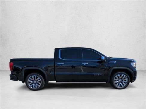 Used 2022 GMC Sierra 1500 Denali w/ Denali Reserve Package image 4