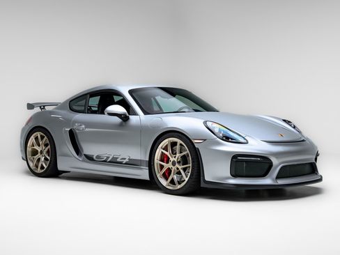 Used 2016 Porsche Cayman GT4 image 8