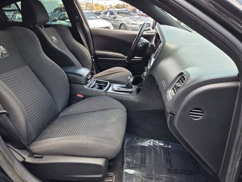 Used 2019 Dodge Charger Scat Pack RWD image 21