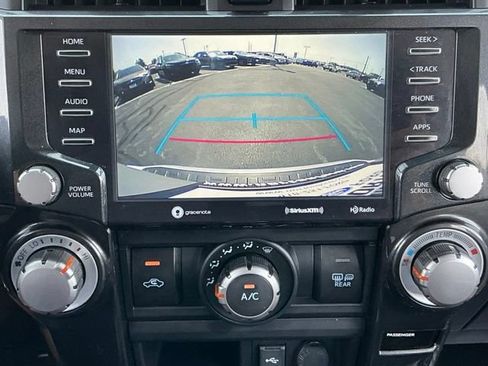 Used 2023 Toyota 4Runner TRD Off-Road Premium w/ Moonroof Package AWD/4WD image 28