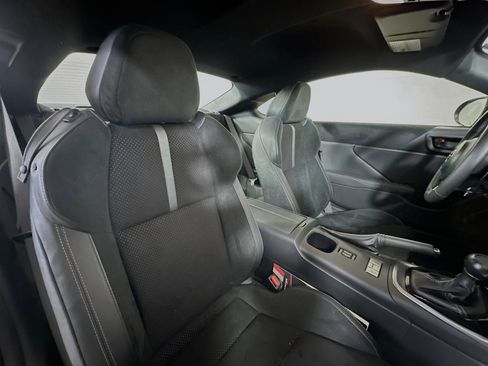 Used 2023 Toyota GR86 Premium image 26