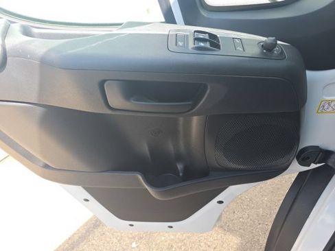 Used 2025 RAM ProMaster 1500 w/ Safety Group FWD image 16