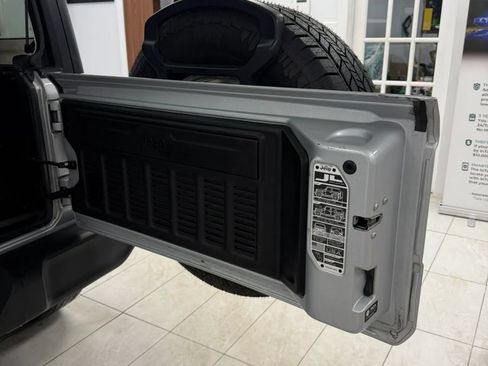 Used 2022 Jeep Wrangler Unlimited Sport AWD/4WD image 9