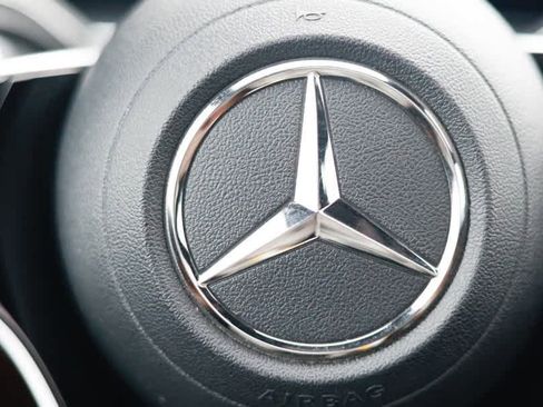 Used 2024 Mercedes-Benz GLE 350 4MATIC w/ Driver Assistance Package image 40