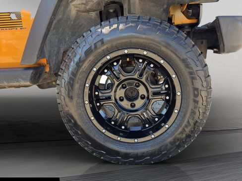 Used 2012 Jeep Wrangler Unlimited Sport image 28