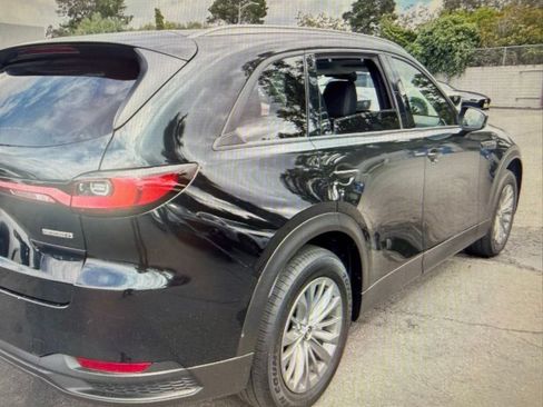 Used 2024 MAZDA CX-90 3.3 Turbo w/ Preferred Package AWD/4WD image 3