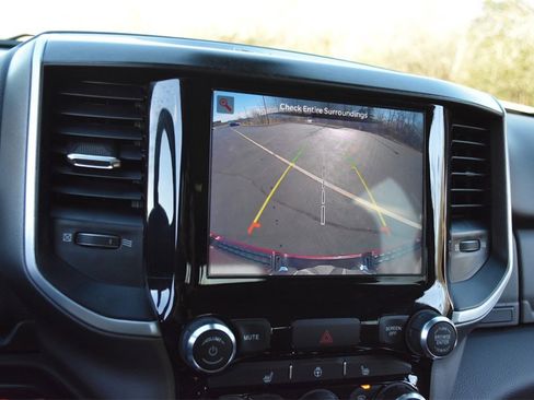 Certified 2022 RAM 1500 Big Horn image 24