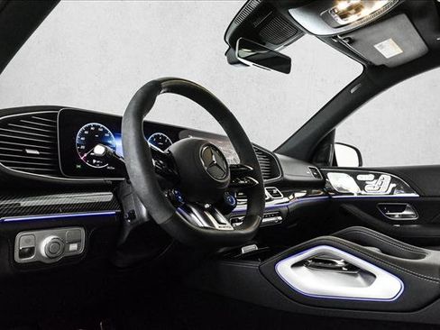 Used 2025 Mercedes-Benz GLE 53 AMG 4MATIC image 10