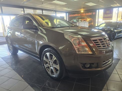 Used 2016 Cadillac SRX Premium image 3