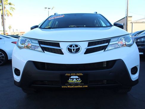 Used 2013 Toyota RAV4 LE AWD/4WD image 9
