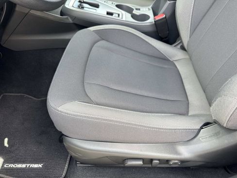 Used 2025 Subaru Crosstrek 2.0i Premium AWD/4WD image 19