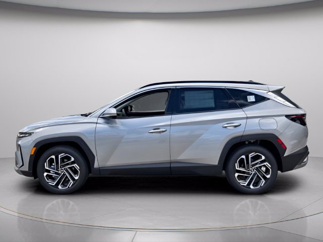 New 2026 Hyundai Tucson Limited FWD image 2