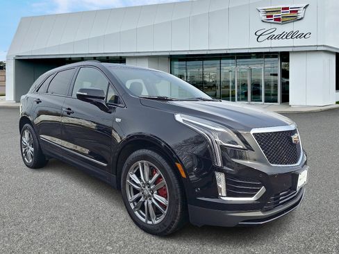 Certified 2023 Cadillac XT5 Sportv w/ Technology Package image 7