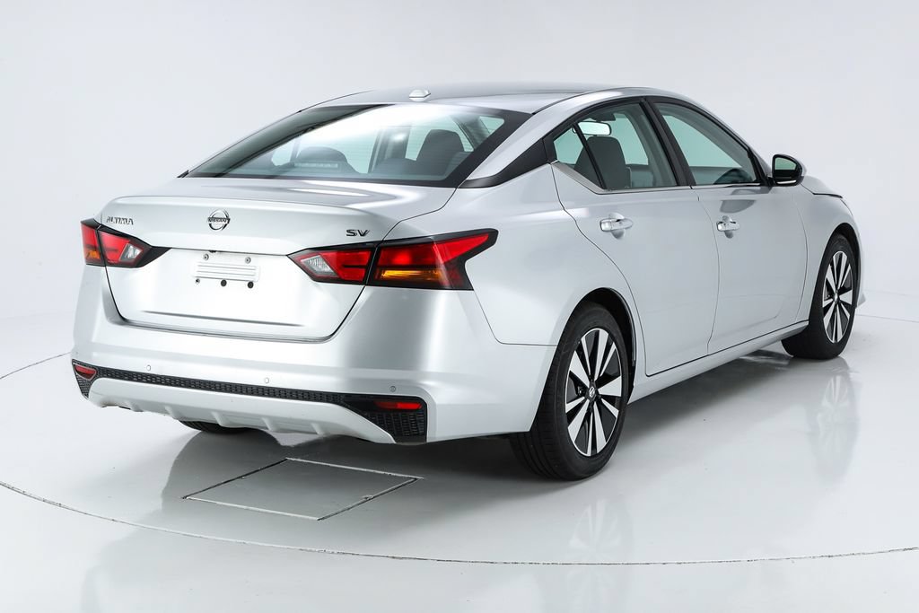 Used 2022 Nissan Altima 2.5 SV FWD image 9