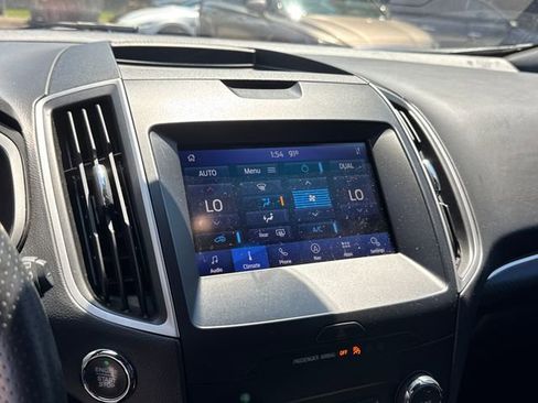 Used 2020 Ford Edge ST-Line FWD image 23