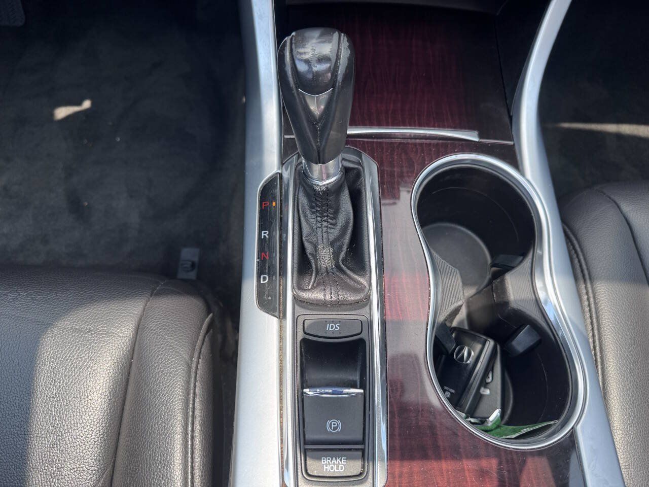 Used 2017 Acura TLX FWD image 21