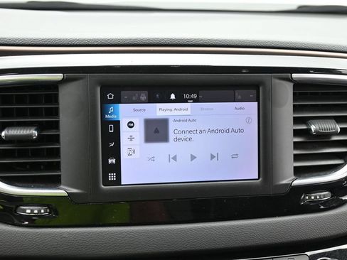 Used 2023 Chrysler Voyager LX FWD image 11