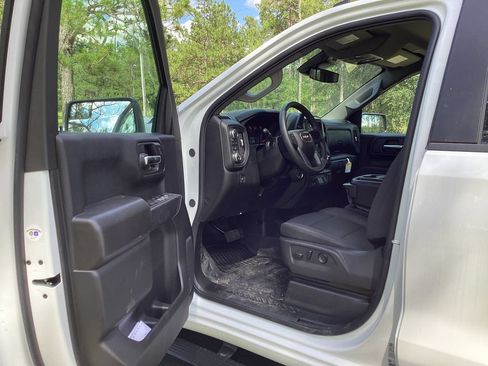 New 2026 GMC Sierra 1500 Pro w/ Pro Value Package AWD/4WD image 10