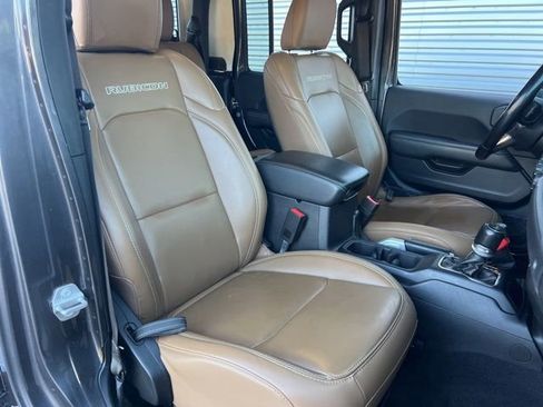 Used 2021 Jeep Gladiator Rubicon image 35