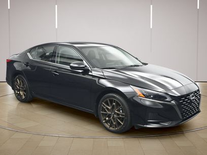 Certified 2025 Nissan Altima 2.5 SR