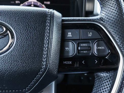 Used 2024 Toyota Tundra Platinum image 31