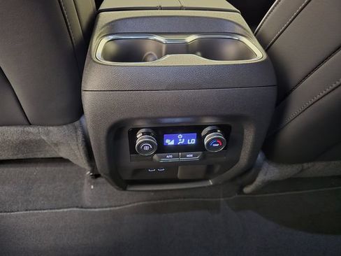 New 2027 Buick Enclave Preferred w/ Power Package AWD/4WD image 28