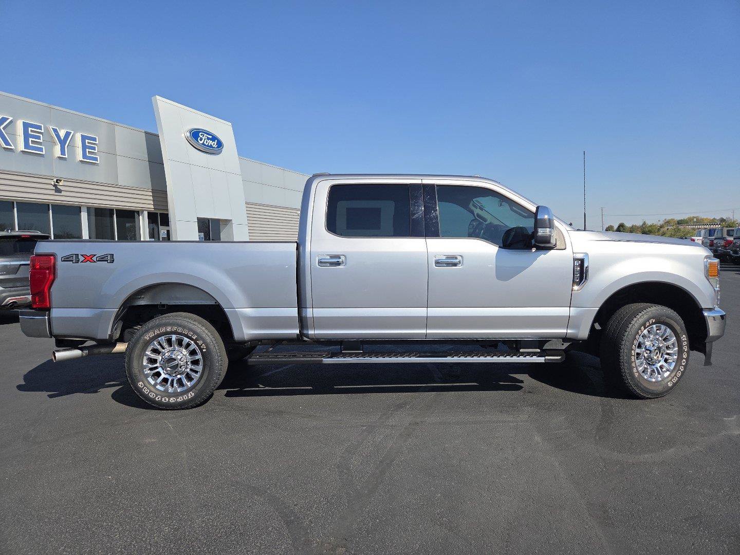 Used 2022 Ford F250 XLT w/ XLT Premium Package AWD/4WD image 18