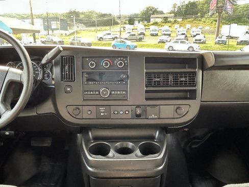 Used 2023 Chevrolet Express 3500 w/ Power Convenience Package RWD image 19