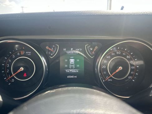 Used 2021 Jeep Wrangler Unlimited Sport image 19