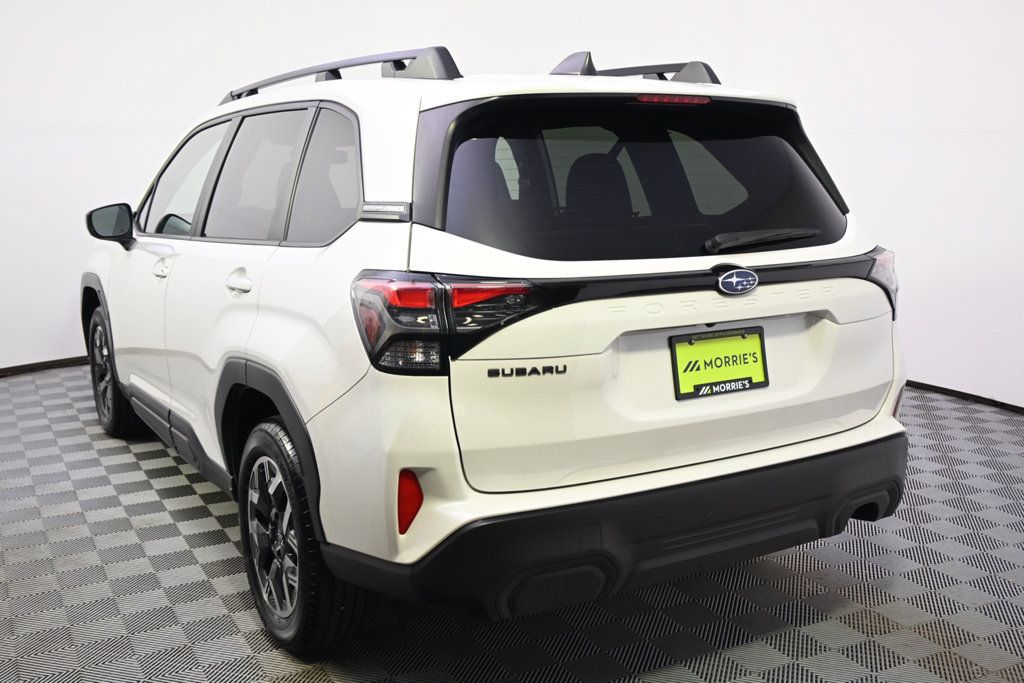 Certified 2025 Subaru Forester Premium AWD/4WD image 4
