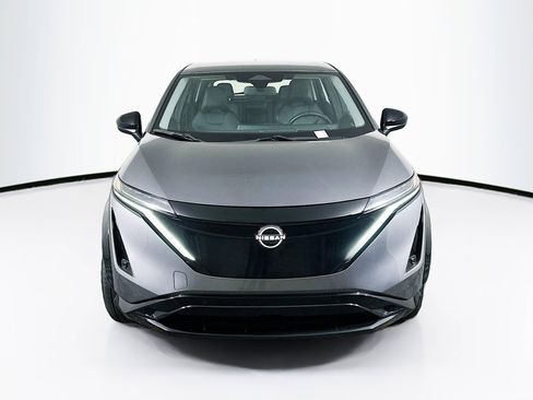 Used 2023 Nissan Ariya FWD image 2