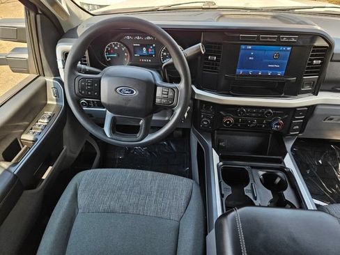 Used 2024 Ford F250 XLT w/ FX4 Off-Road Package AWD/4WD image 27