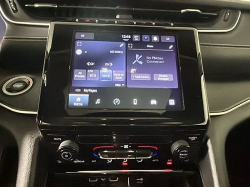 Used 2023 Jeep Grand Cherokee L Laredo AWD/4WD image 23