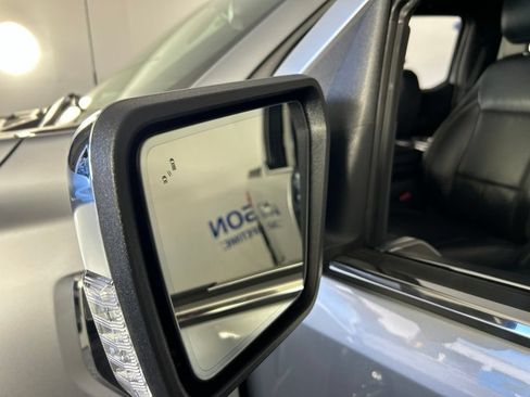 Used 2025 Ford F150 Lariat w/ Equipment Group 502A High AWD/4WD image 11