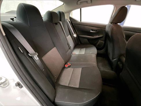 Used 2021 Nissan Sentra SV image 26