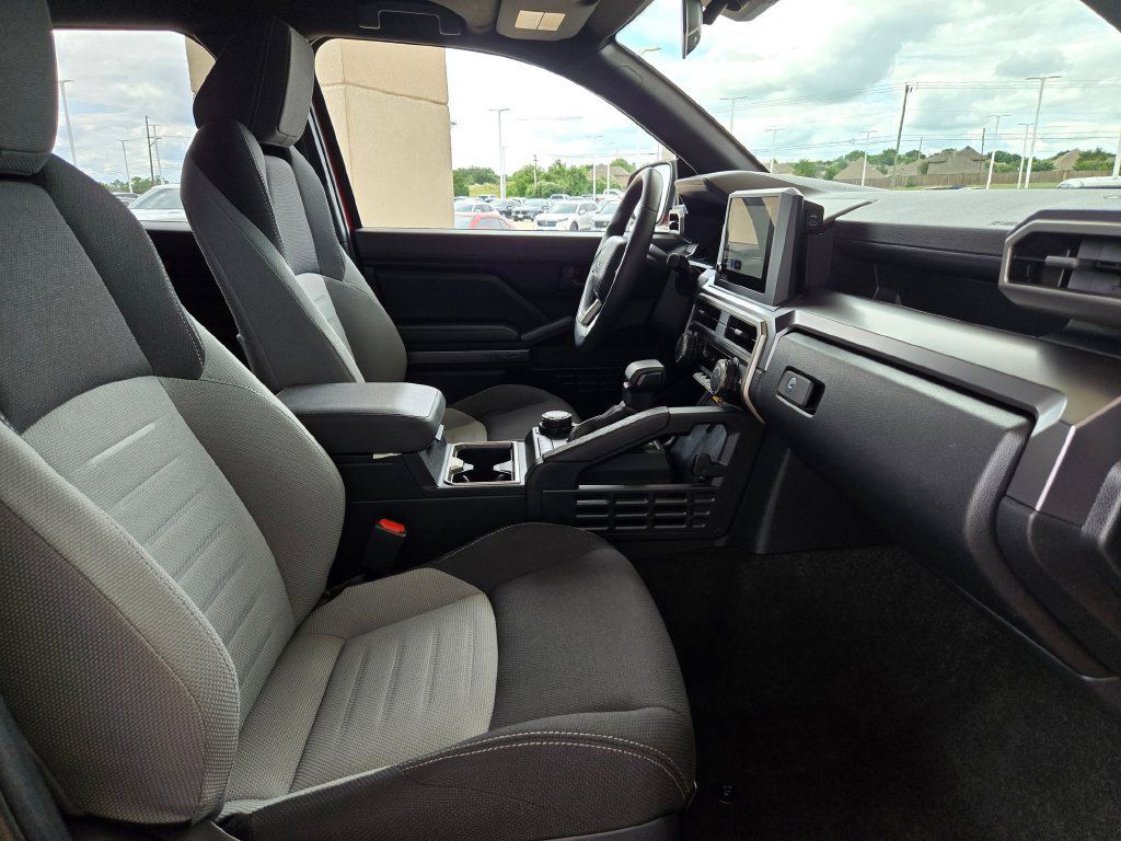 Used 2025 Toyota 4Runner TRD Sport AWD/4WD image 25
