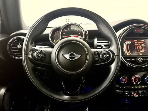 Used 2014 MINI Cooper 2-Door Hardtop FWD image 22