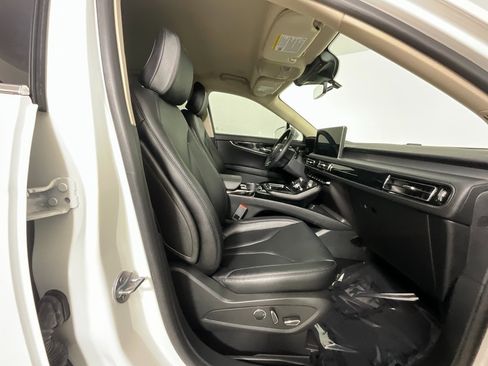 Used 2023 Lincoln Nautilus Standard image 21