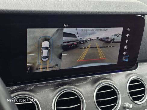 Used 2021 Mercedes-Benz E 350 4MATIC Sedan image 25