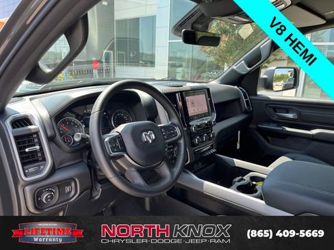 New 2026 RAM 1500 Express AWD/4WD image 6
