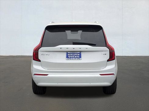 New 2026 Volvo XC90 T8 Ultra w/ Protection Package Premier AWD/4WD image 5