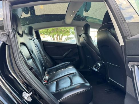 Used 2018 Tesla Model 3 Long Range AWD/4WD image 27