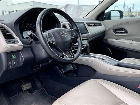 Used 2019 Honda HR-V EX-L image 8