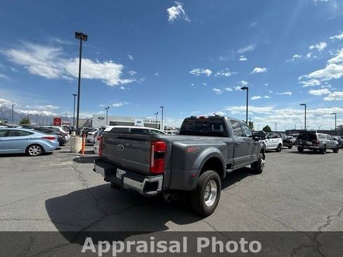 Used 2024 Ford F350 Lariat w/ Lariat Ultimate Package AWD/4WD image 9