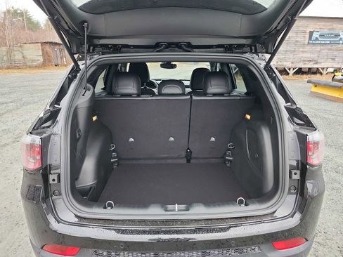 New 2026 Jeep Compass Limited w/ Sun, Sound & Navigation Group image 16